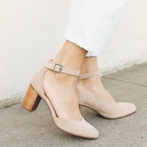 Soludos The Gemma Heel in Sand